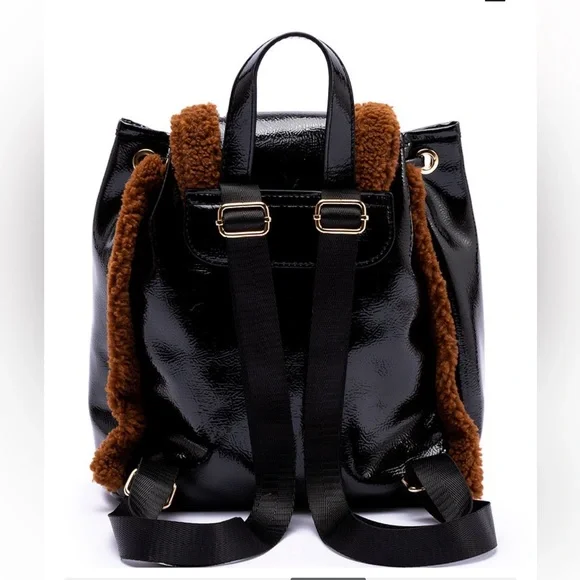 SKINNYDIP LONDON Scarlett Small Fluff Trim Backpack- never opened! - Picture 3 of 8